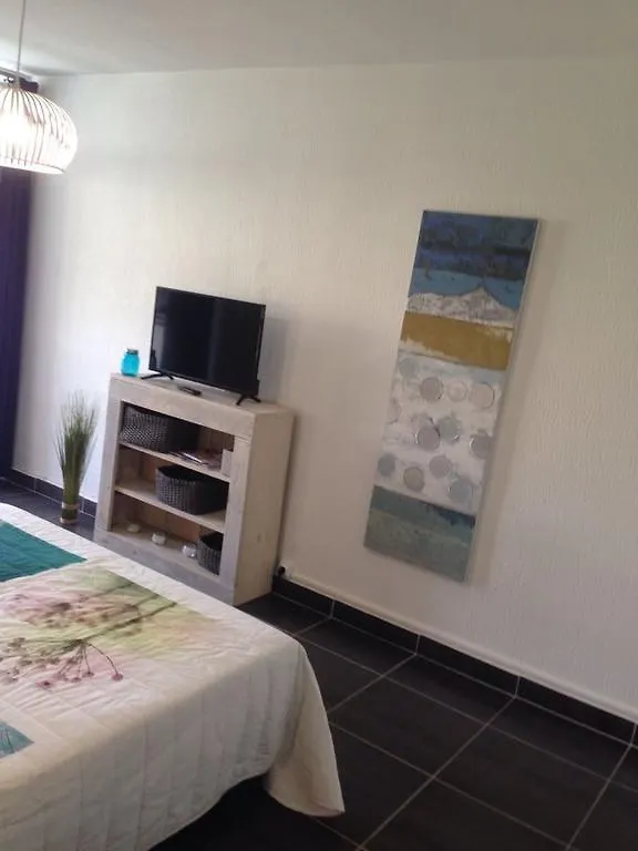 Studio Bas du Fort Guadeloupe Le Gosier  Apartamento